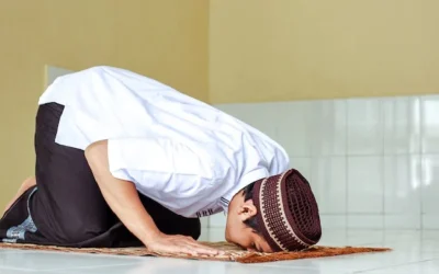 Wajibkah Salat Jumat Jika Bertepatan dengan Hari Raya